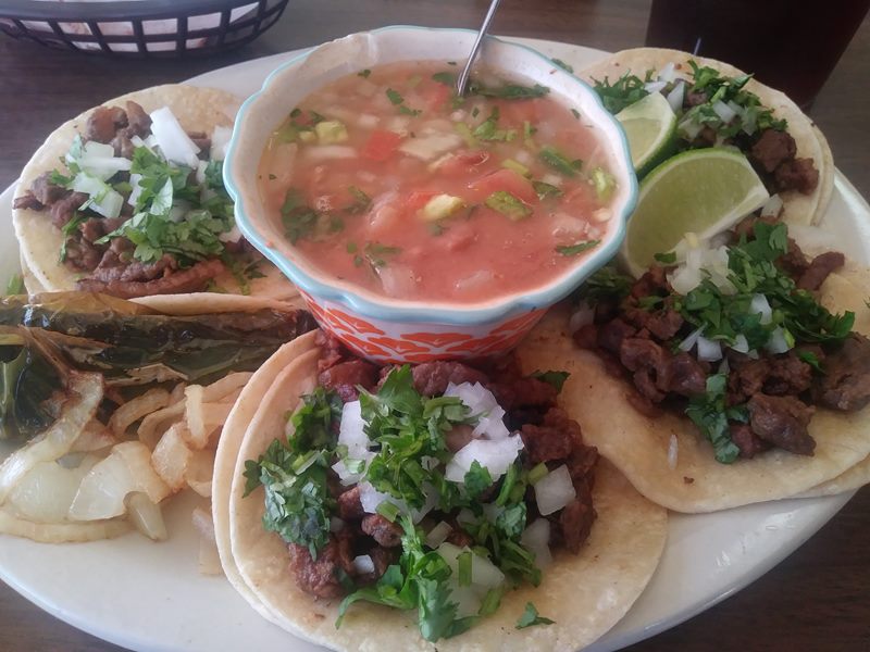 Lil' Jonnys Taco House food